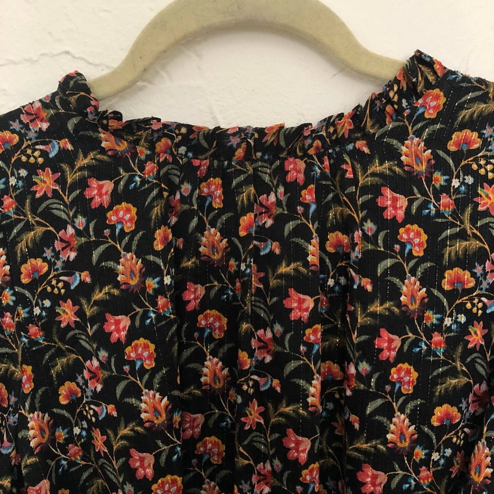 Floral Print Ruffles Dress - Picture 6 of 8